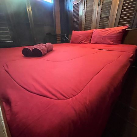 Baan Are Gong Riverside Homestay فرا ناخون سي أيوتثايا المظهر الخارجي الصورة