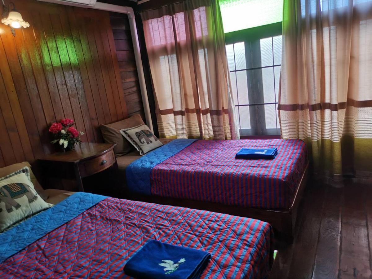 Baan Are Gong Riverside Homestay فرا ناخون سي أيوتثايا المظهر الخارجي الصورة