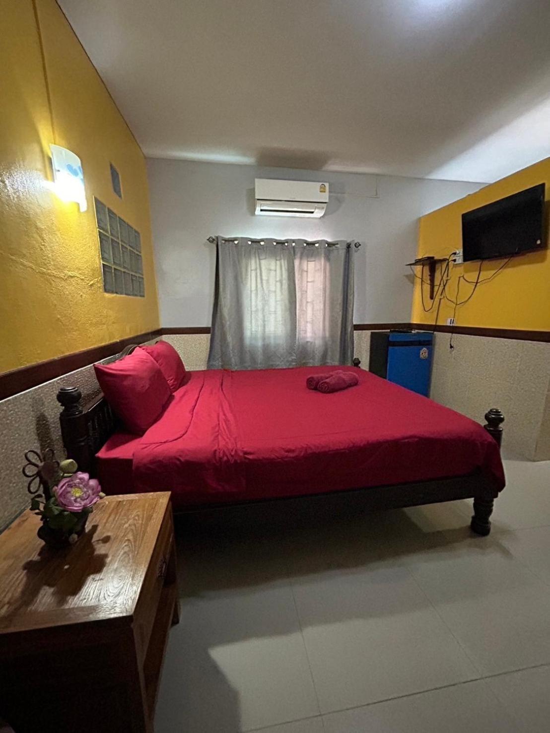 Baan Are Gong Riverside Homestay فرا ناخون سي أيوتثايا المظهر الخارجي الصورة