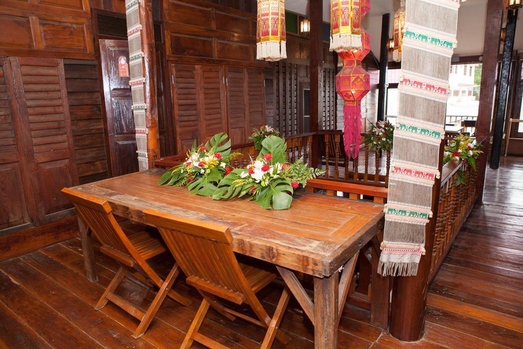 Baan Are Gong Riverside Homestay فرا ناخون سي أيوتثايا المظهر الخارجي الصورة